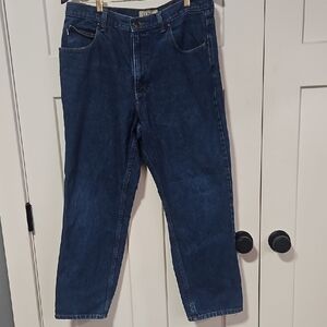 L.L. Bean Men's Relaxed Fit Blue Jeans 35x28